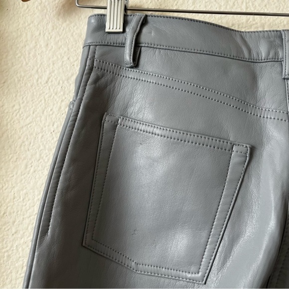 Wilfred Wilfred - Picture 13 of 15